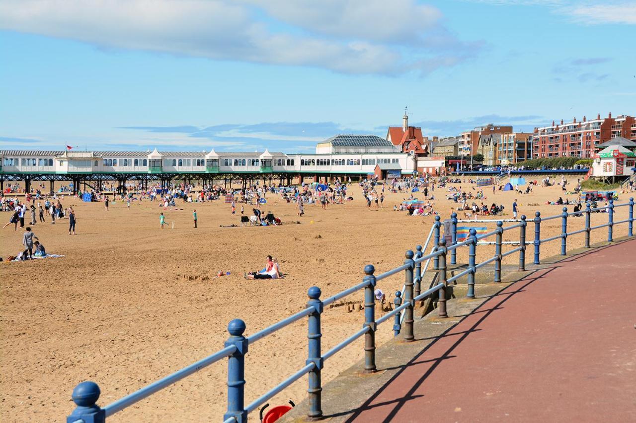 Seaside Loft Leilighet Lytham St. Annes Eksteriør bilde